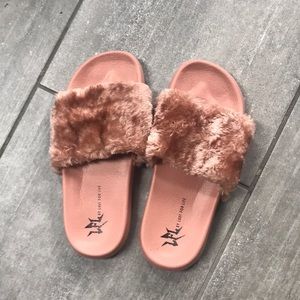 Fuzzy Pink Slides